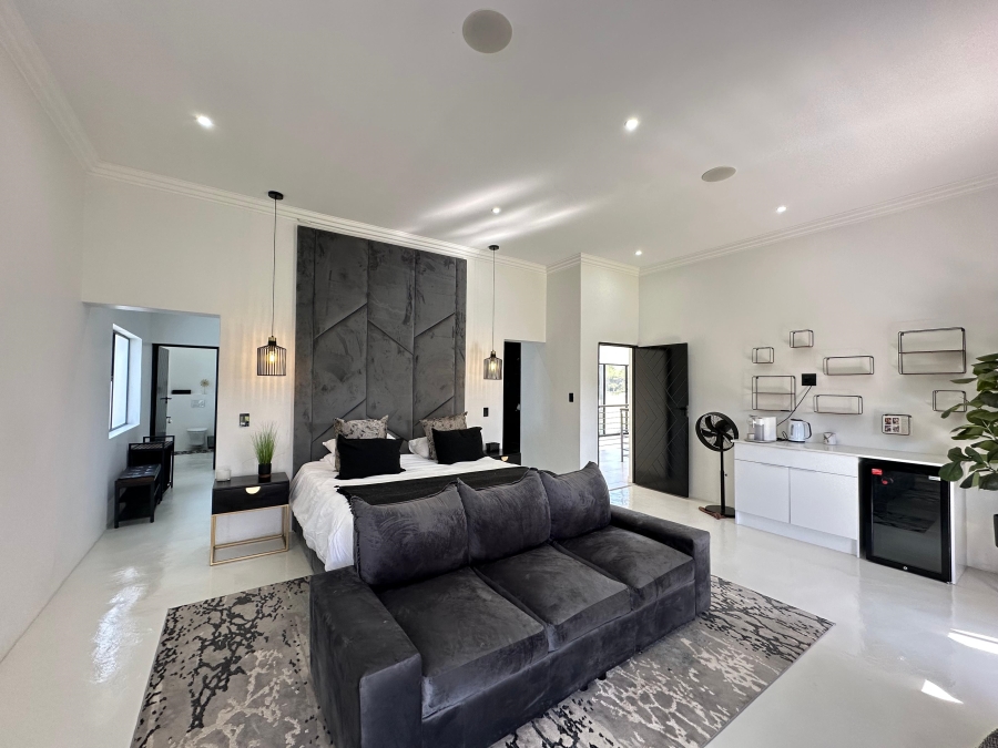 4 Bedroom Property for Sale in The Islands Estates North West